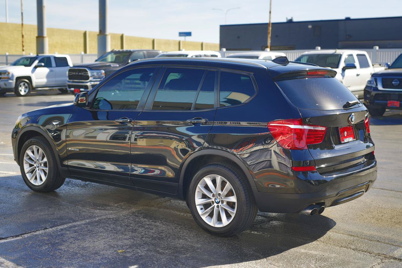 Used 2017 BMW X3 xDrive28i AWD/4WD image 17