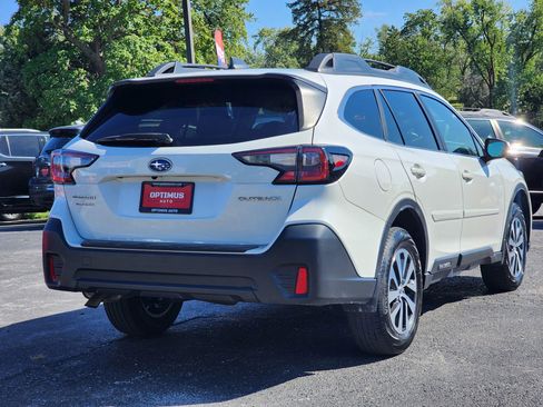 Used 2022 Subaru Outback Premium AWD/4WD image 7
