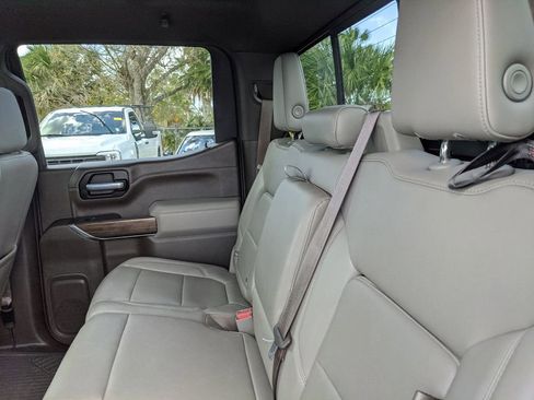 Used 2021 Chevrolet Silverado 1500 LT w/ All Star Edition Plus image 19