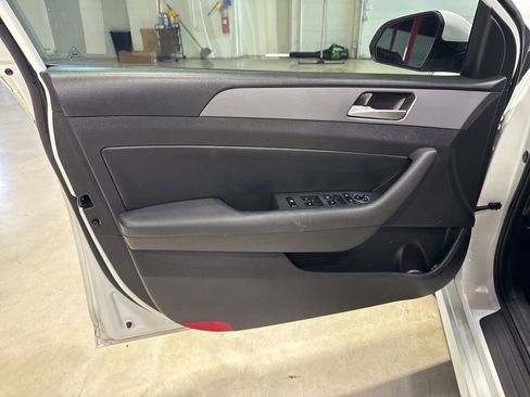 Used 2018 Hyundai Sonata SEL FWD image 25