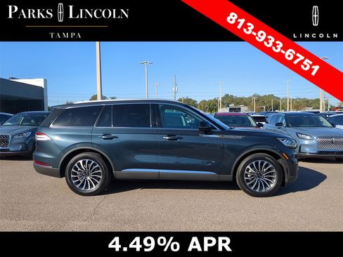Certified 2023 Lincoln Aviator Reserve w/ Equipment Group 201A image 3