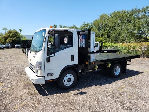 New 2024 Chevrolet Low Cab Forward RWD image 2