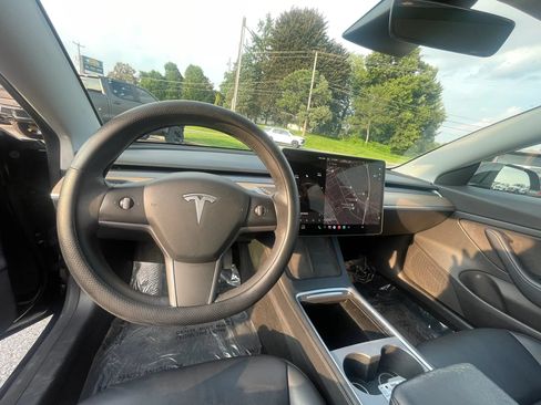 Used 2021 Tesla Model 3 Standard Range Plus RWD image 47