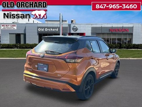 Used 2022 Nissan Kicks SR w/ Premium Package FWD image 4