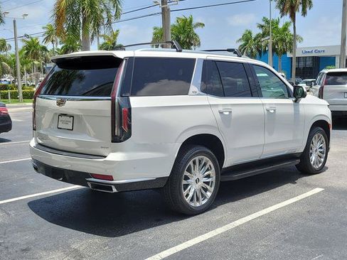 Certified 2023 Cadillac Escalade Premium Luxury AWD/4WD image 3