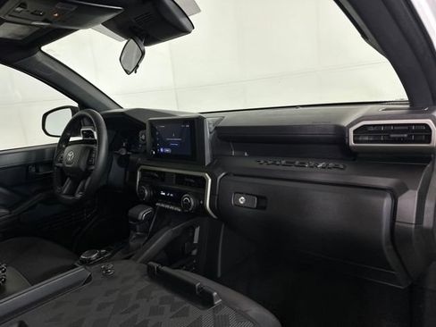 Used 2024 Toyota Tacoma SR image 27