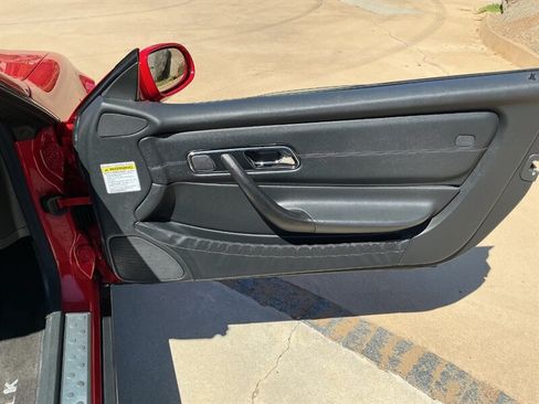 Used 1999 Mercedes-Benz SLK 230 image 33