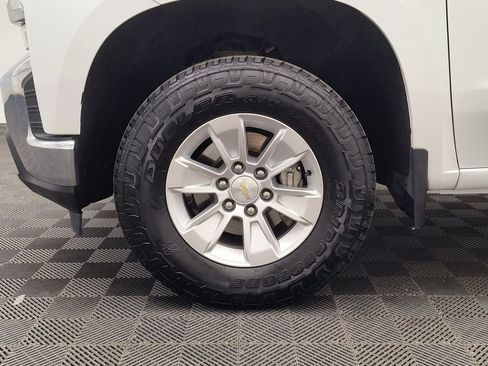 Used 2021 Chevrolet Silverado 1500 LT AWD/4WD image 11