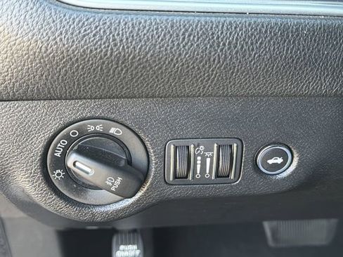 Used 2022 Dodge Challenger GT RWD image 22