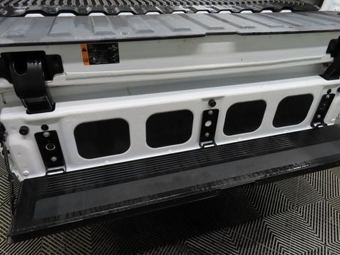 Used 2021 GMC Sierra 1500 SLE image 34