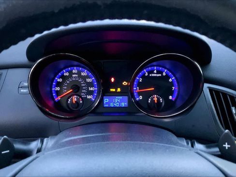 Used 2012 Hyundai Genesis 2.0T image 22