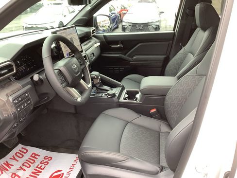 New 2025 Toyota Tacoma Limited AWD/4WD image 12
