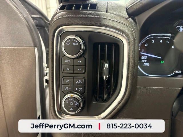 Used 2021 GMC Sierra 1500 SLT w/ SLT Premium Package AWD/4WD image 14