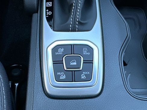 New 2026 Nissan Frontier SV w/ All-Weather Content Package image 29