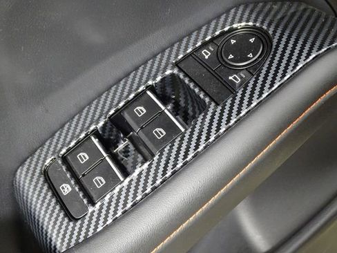 Used 2024 MAZDA MAZDA3 s image 16