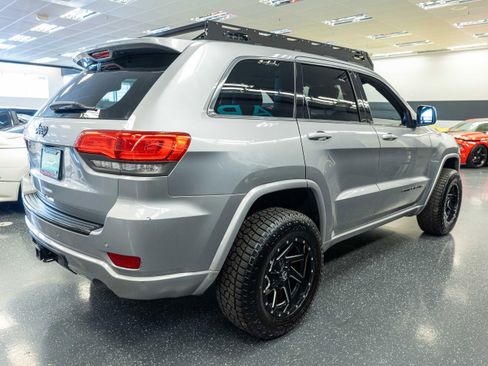 Used 2015 Jeep Grand Cherokee Altitude AWD/4WD image 5