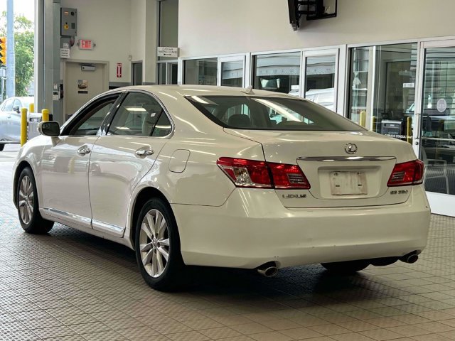 Used 2010 Lexus ES 350 FWD image 4