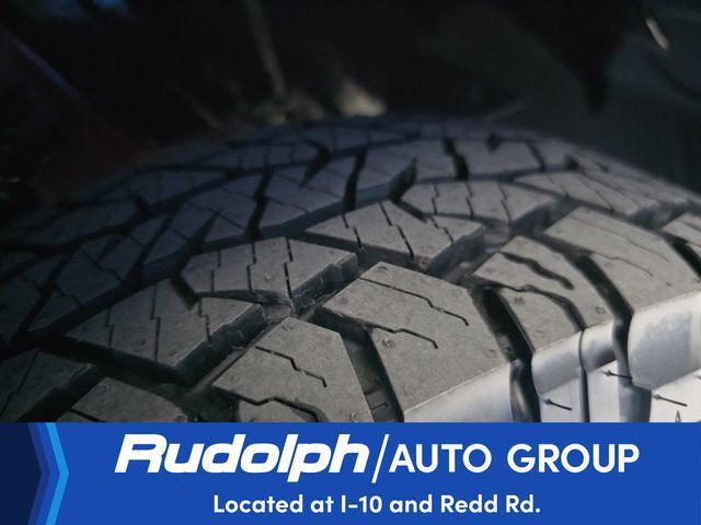 Used 2025 Jeep Compass Trailhawk AWD/4WD image 34
