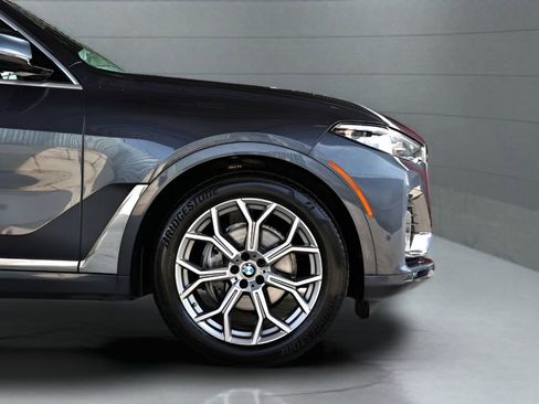 Used 2021 BMW X7 xDrive40i w/ Premium Package AWD/4WD image 10