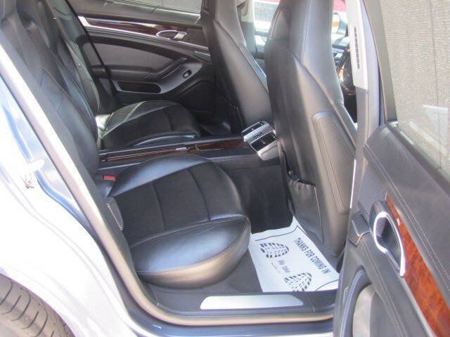 Used 2010 Porsche Panamera 4S AWD/4WD image 16