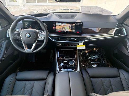 New 2026 BMW X5 xDrive40i AWD/4WD image 13