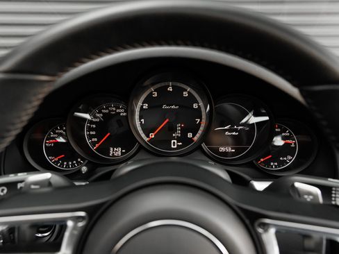 Certified 2017 Porsche 911 Turbo AWD/4WD image 18