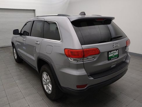 Used 2018 Jeep Grand Cherokee Laredo AWD/4WD image 5