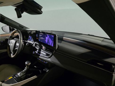 Certified 2024 Lexus ES 350 Ultra Luxury image 27