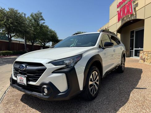 Used 2023 Subaru Outback Premium AWD/4WD image 5