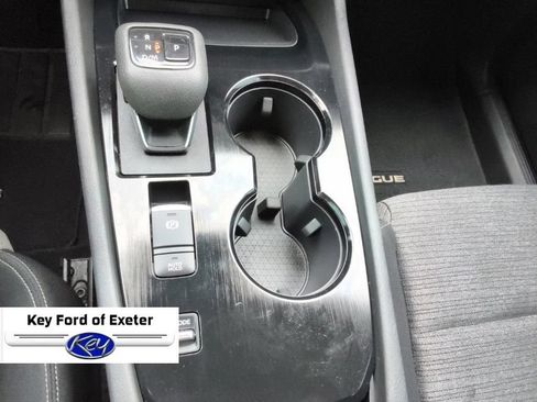 Used 2021 Nissan Rogue S FWD image 29