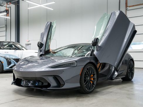 Used 2025 McLaren GTS RWD image 33