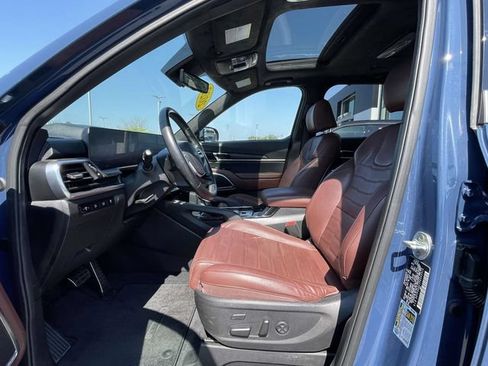 Certified 2023 Kia Telluride SX Prestige AWD/4WD image 15