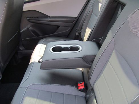 New 2024 Volkswagen Taos SE image 18