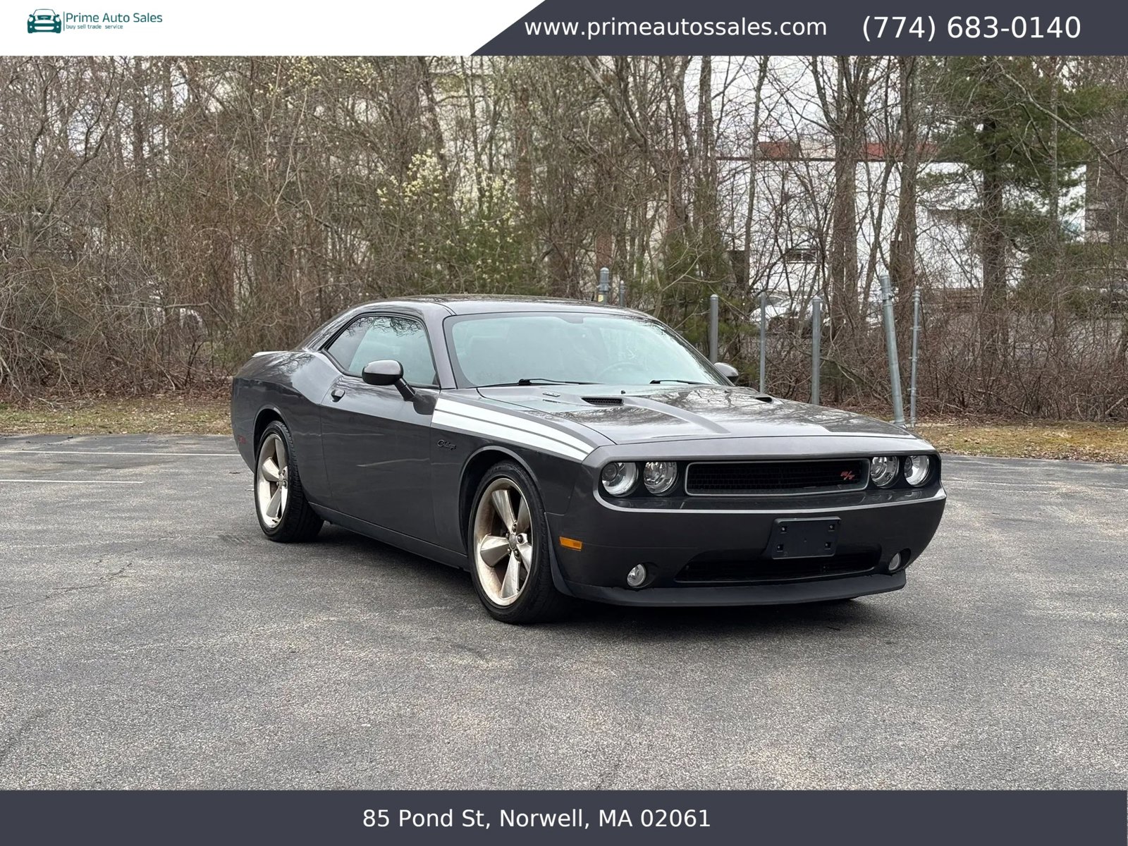 Used 2014 Dodge Challenger R/T RWD image 1
