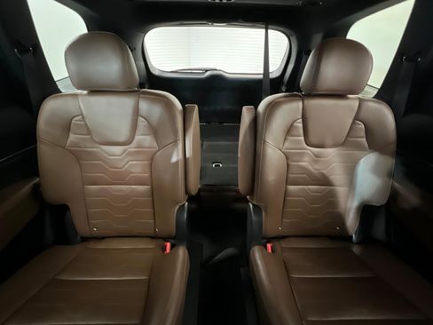 Used 2022 Kia Telluride SX w/ SX Prestige Package AWD/4WD image 26