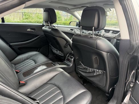 Used 2011 Mercedes-Benz CLS 550 image 29