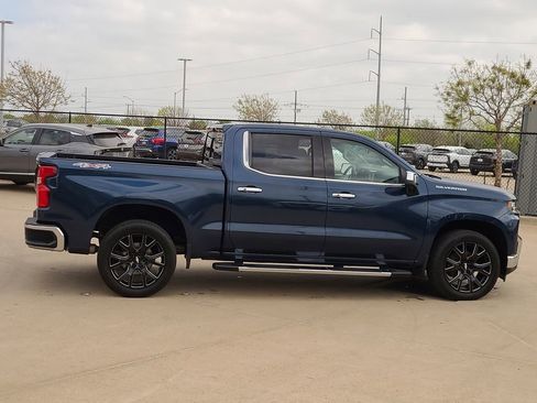 Used 2022 Chevrolet Silverado 1500 LTZ w/ Safety Package II image 4