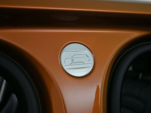 Used 2021 Land Rover Range Rover image 17