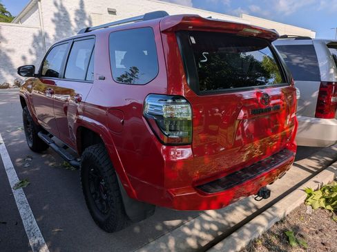 Used 2023 Toyota 4Runner SR5 Premium w/ Moonroof Package RWD image 4