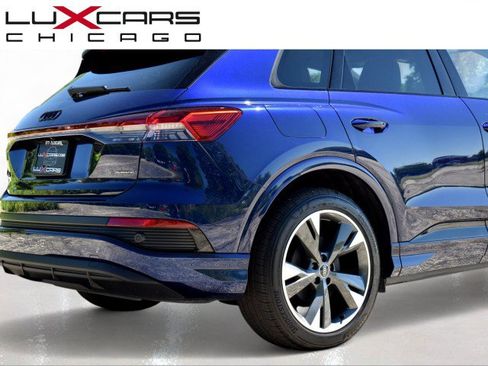 Used 2025 Audi Q4 e-tron Prestige w/ Black Optic Package AWD/4WD image 5