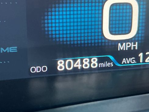 Used 2018 Toyota Prius Prime Premium FWD image 29
