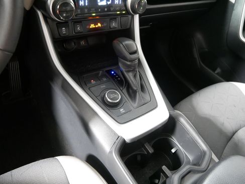 Used 2024 Toyota RAV4 XLE w/ Convenience Package AWD/4WD image 24