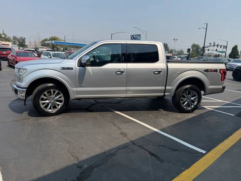 Used 2017 Ford F150 Lariat w/ Equipment Group 502A Luxury AWD/4WD image 4