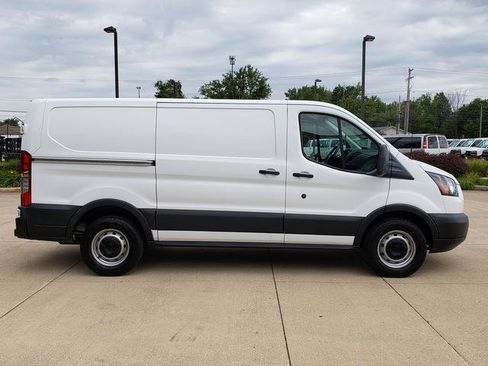 Used 2018 Ford Transit 150 130 Low Roof RWD image 7