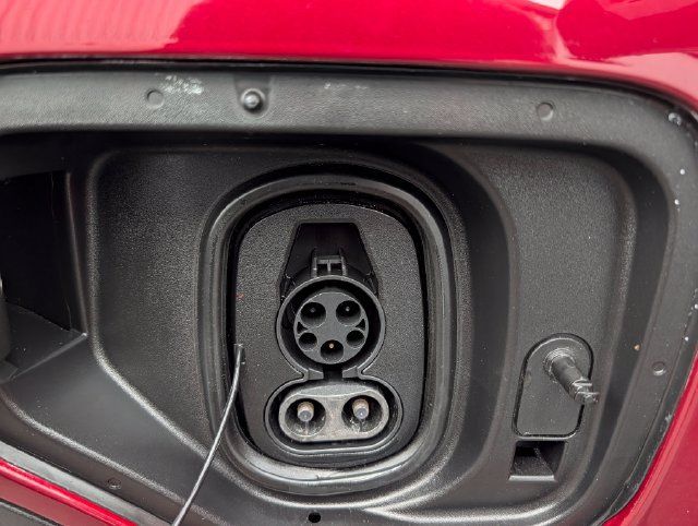 Used 2024 Honda Prologue EX image 11