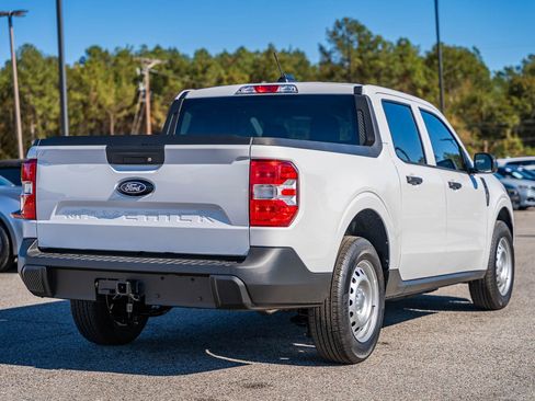 New 2025 Ford Maverick XL image 4