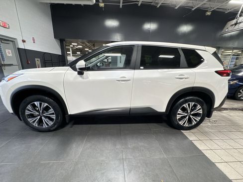 Certified 2023 Nissan Rogue SV image 35