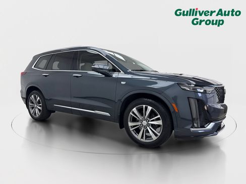 Used 2020 Cadillac XT6 Premium Luxury FWD image 12