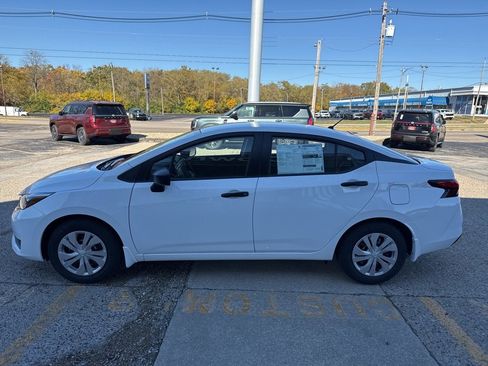 New 2025 Nissan Versa S image 7