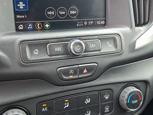 Used 2023 GMC Terrain SLE AWD/4WD image 16